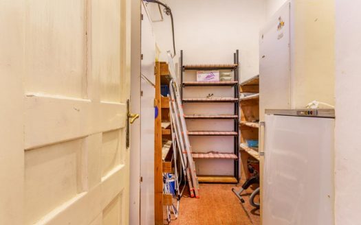 Apartament spațios, cu farmec aparte,str Horea, la 3 min de Fac de Litere