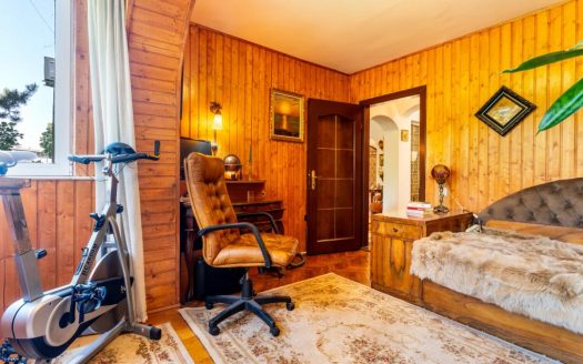 Apartament 3 camere semidecomandate | Plopilor Vechi