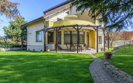 Casa individuala  de vanzare – cartier Europa