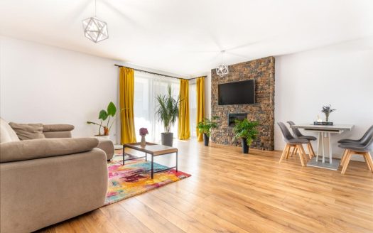 Duplex pe un singur nivel, cu 116 mp utili și 233 mp teren – Str. Oașului
