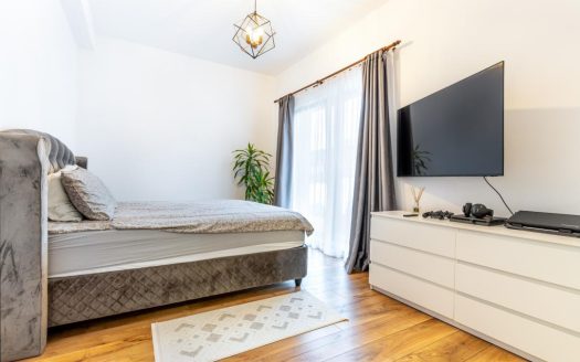 Duplex pe un singur nivel, cu 116 mp utili și 233 mp teren – Str. Oașului