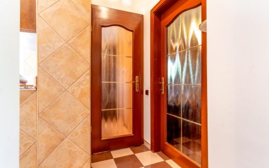 Apartament 3 camere semidecomandate | Plopilor Vechi