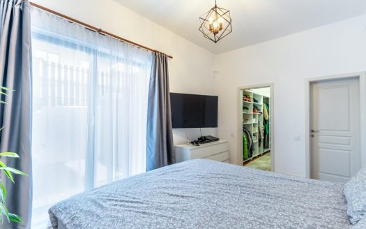 Duplex pe un singur nivel, cu 116 mp utili și 233 mp teren – Str. Oașului