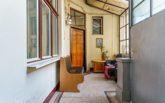 2.570 €/mp, 70 mp, 2 camere decomandate,  Horea – Facultatea de Litere